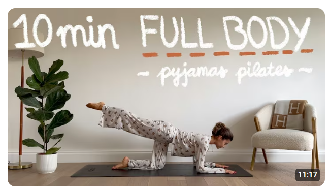 Pilates en pyjama — 10 minutes